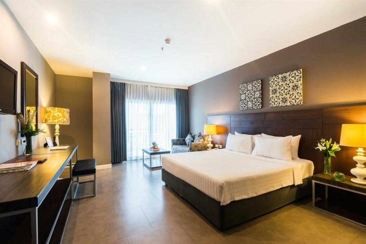 Sea Me Spring Tree Hotel (Adults Only) Патая Екстериор снимка