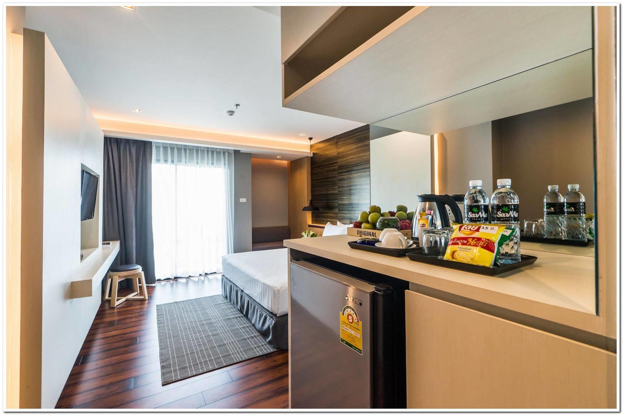 Sea Me Spring Tree Hotel (Adults Only) Патая Екстериор снимка