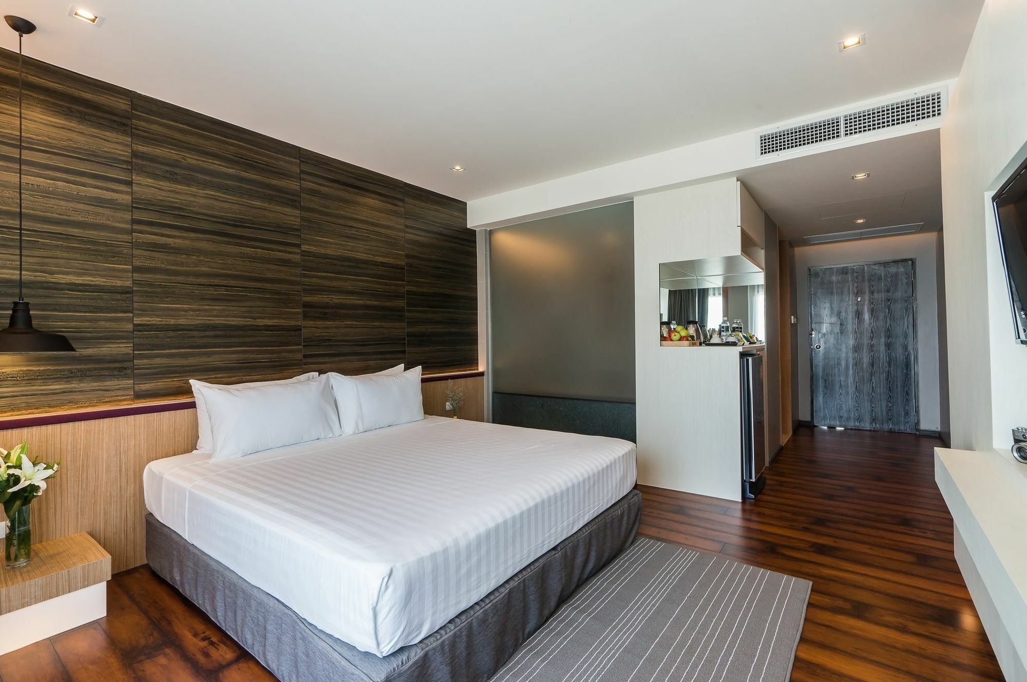Sea Me Spring Tree Hotel (Adults Only) Патая Екстериор снимка